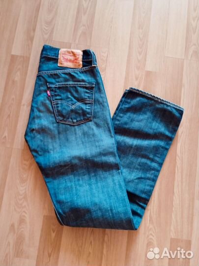 Джинсы levis