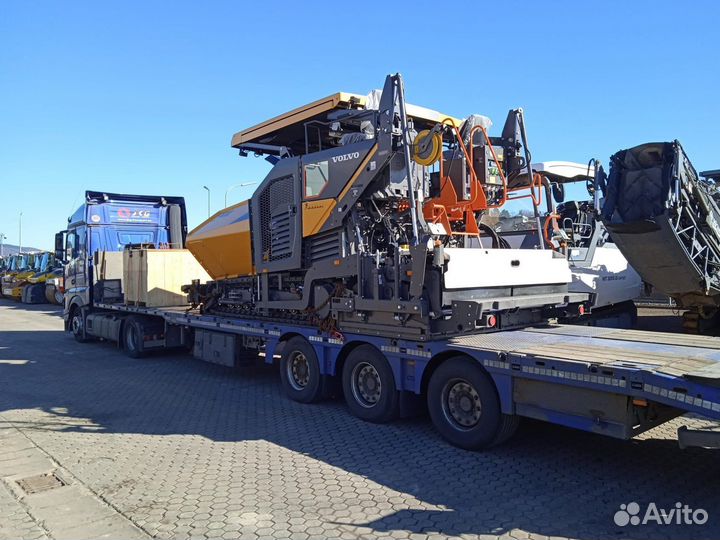 Асфальтобетоноукладчик Volvo ABG7820, 2023