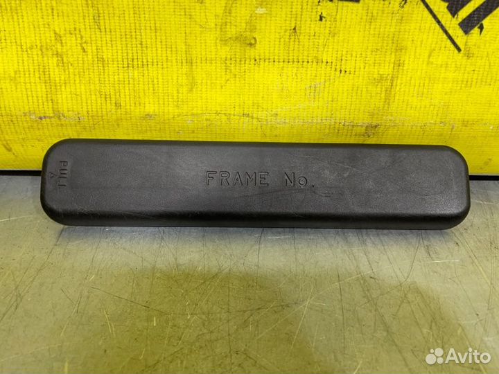 Накладка (кузов внутри) Toyota Auris E150 1.4 2008