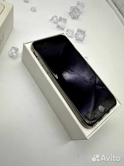 iPhone 6S, 32 ГБ