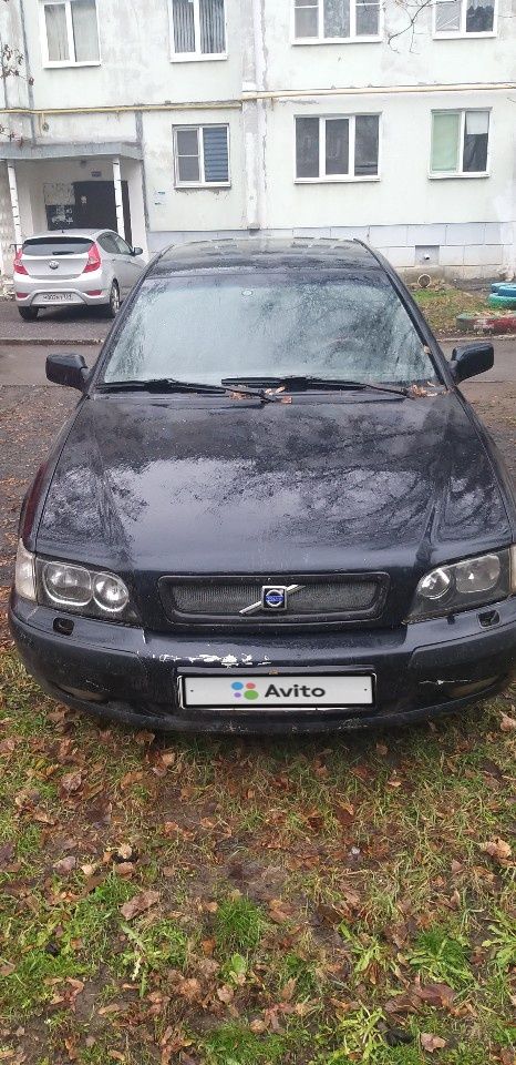 Volvo S40: фото владельца