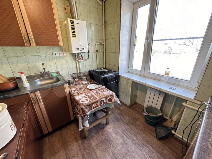 3-к. квартира, 58 м², 2/5 эт.