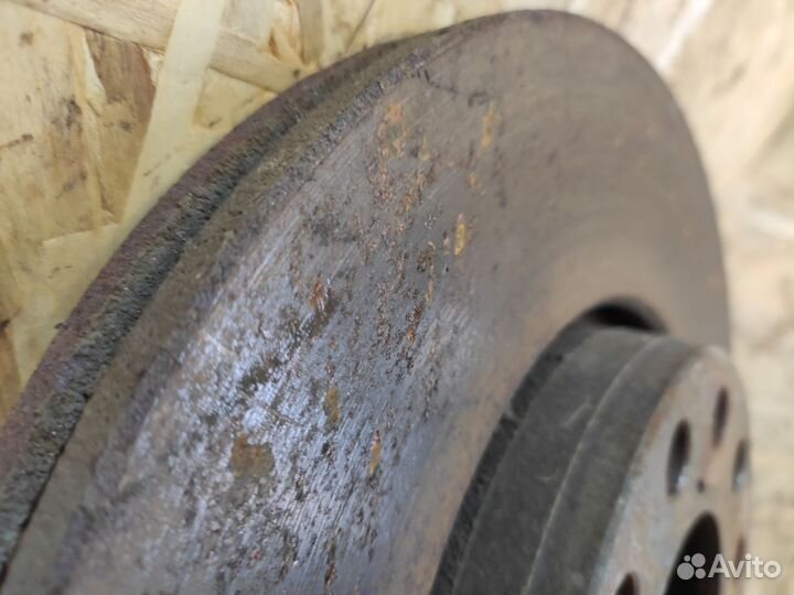 Передние тормозные диски вент Audi 100 C4