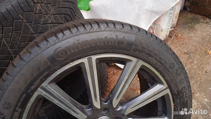 Continental ContiVikingContact 7 275/45 R20