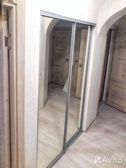 Двери купе зеркальные 