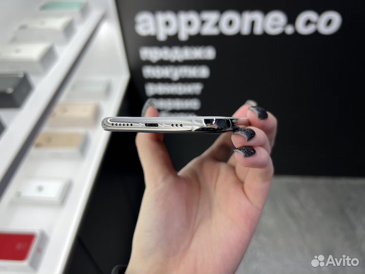iPhone Xs, 256 ГБ