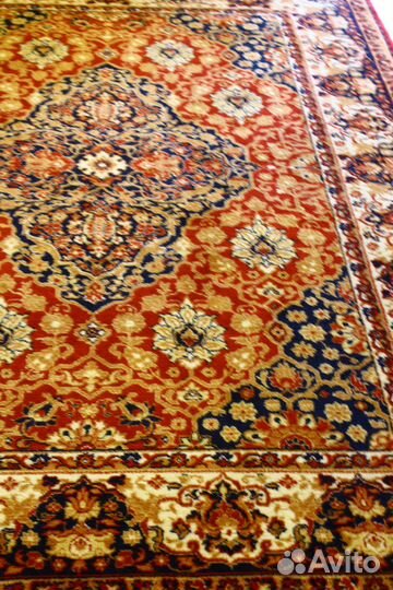 Ковер шерстяной