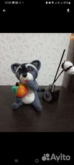 Мягкая игрушка енот