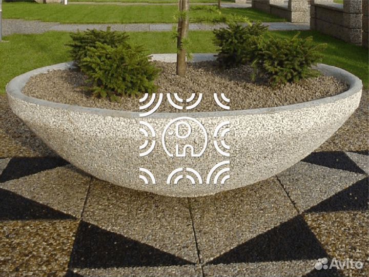 Вазон бетонный 