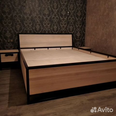 Кровать в стиле лофт