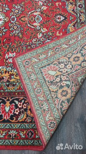 Ковер шерстяной