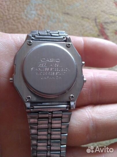 Электронные часы casio