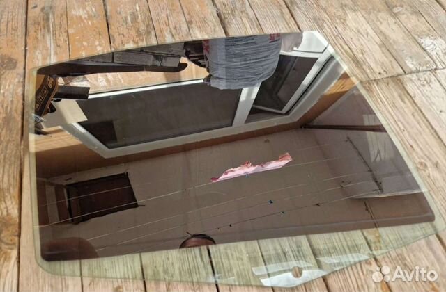 Заднее правое стекло BMW e46