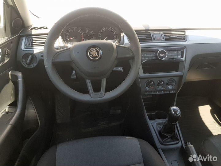 Skoda Rapid 1.6 МТ, 2016, 107 256 км