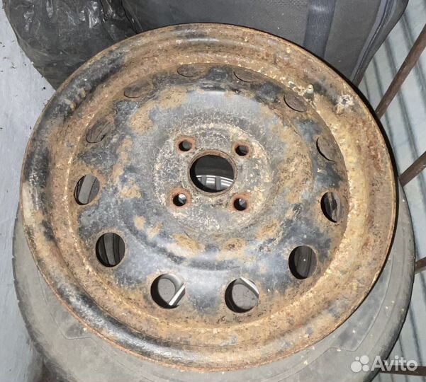 Штампованный диск r 14