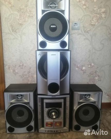 Музыкальный центр sony