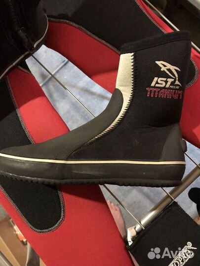 Гидрокостюм