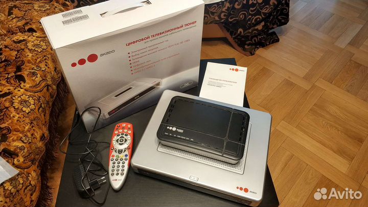 WiFi роутер акадо HG100RE-AK