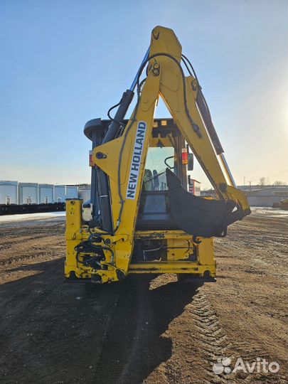 Экскаватор-погрузчик New Holland B80B, 2020