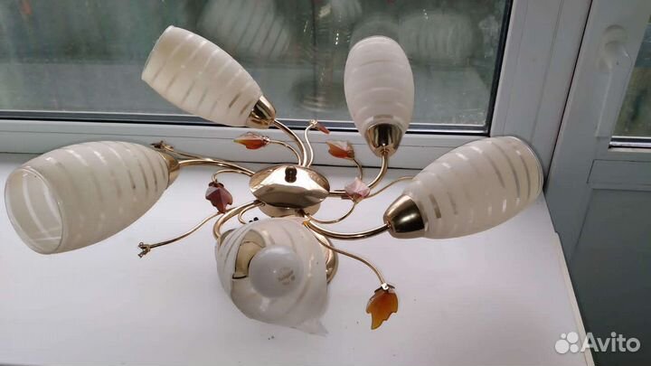 Люстра потолочная бу