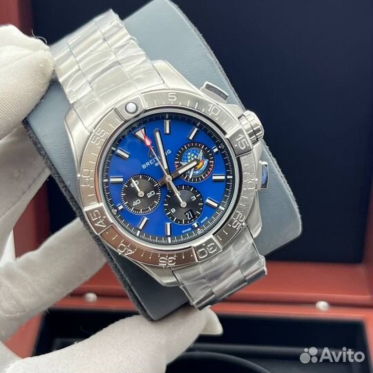 Часы breitling