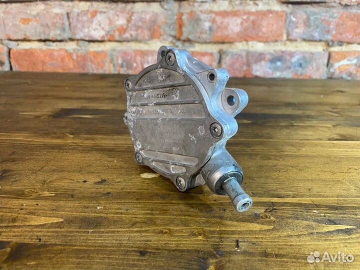 Вакуумный насос тормозов Bmw 3 E90 N46B20 11