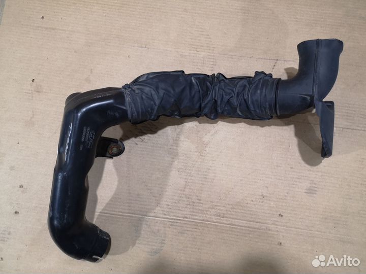 Патрубок воздушного фильтра Hyundai Getz