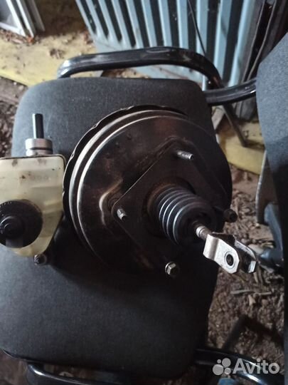 Усилитель тормозов