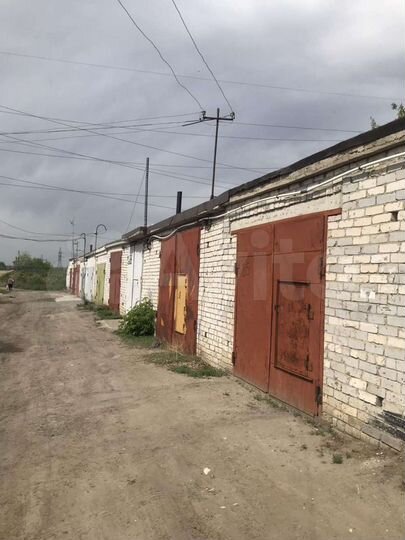 Гараж, > 30 м²