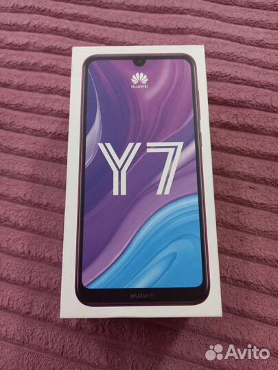 Телефон huawei Y72019