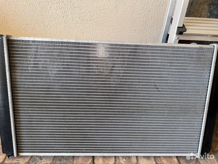 Радиатор охлаждения тайота