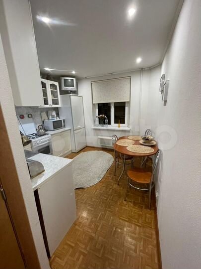 2-к. квартира, 53 м², 4/9 эт.