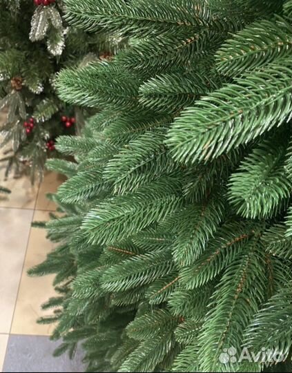 Елка искусственная