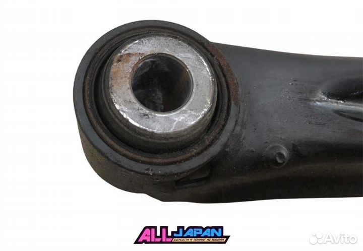 Рычаг подвески задний задний правый Mitsubishi