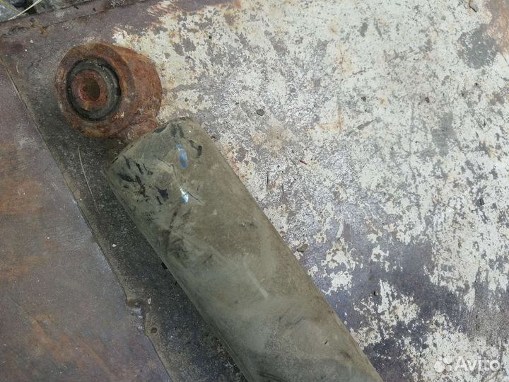 Амортизатор задний Форд Сиерра