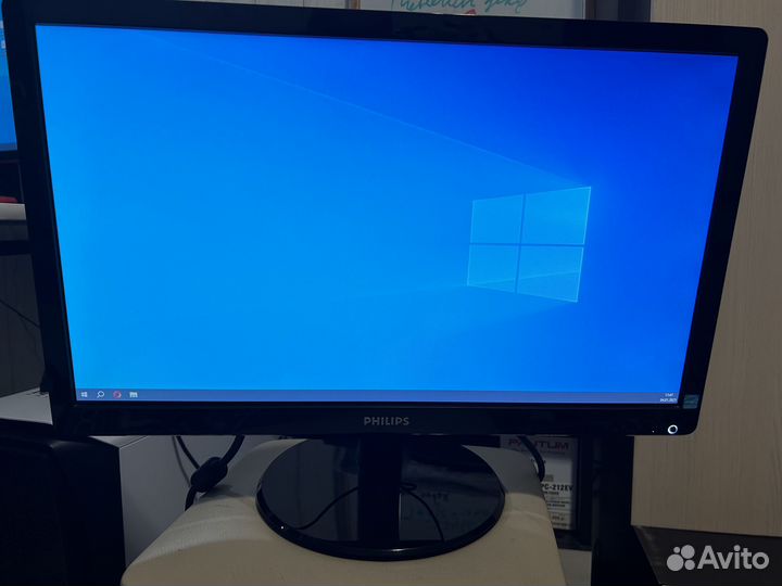 Монитор 21,5 Philips 226V4LAB, 1920x1080, 60 Гц, T