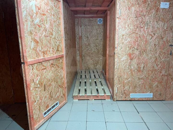 Аренда склада для хранения вещей, ячейка 6 м/куб
