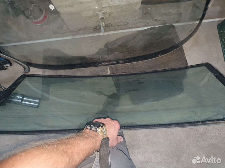 Заднее стекло на бмв е34
