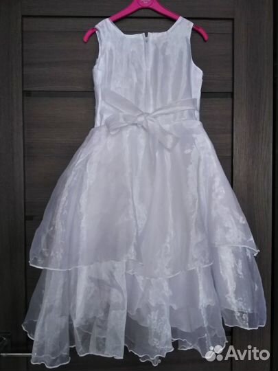 Платье красивое с шубкой