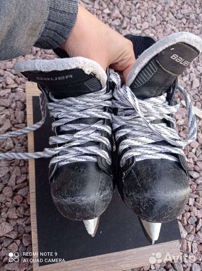 Коньки Bauer Suprem