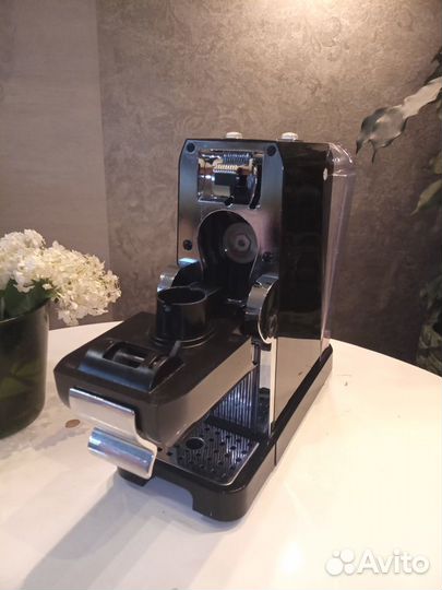 Кофемашина капсульная squesito pretty