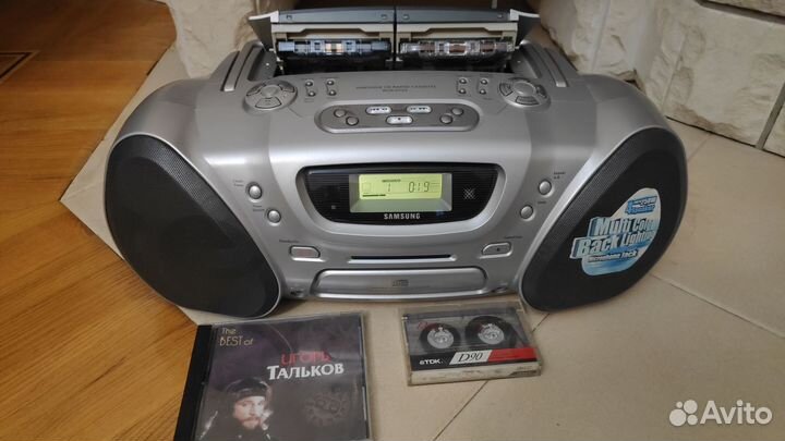 Кассетная магнитола Samsung