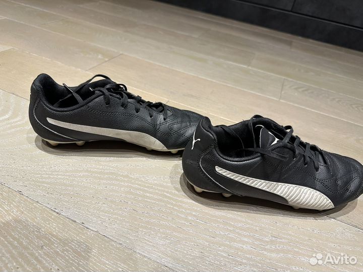 Футбольные бутсы puma