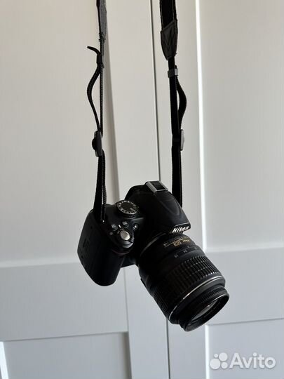Зеркальный фотоаппарат Nikon D3000