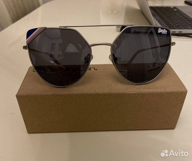 Солнцезащитные очки