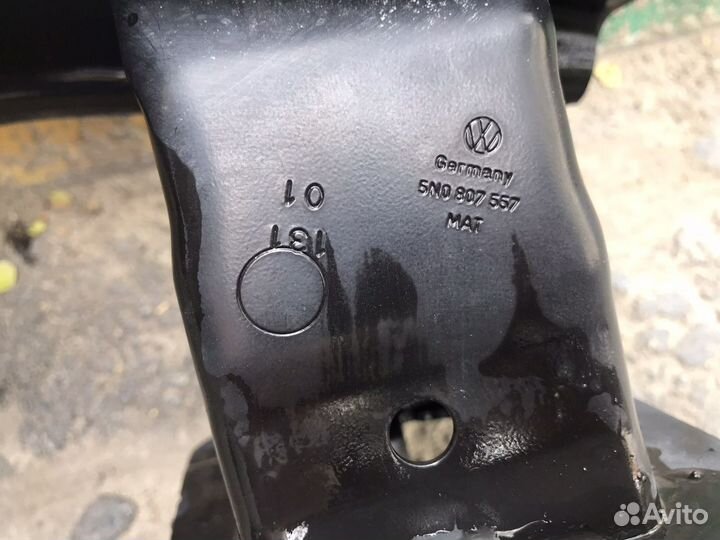 Усилитель бампера заднего, Тигуан