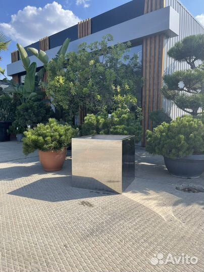 Кашпо для цветов зеркальное из нержавеющей стали