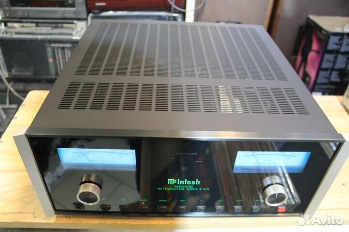 Усилитель Mcintosh MA 6300