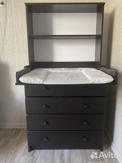 Комод пеленальный с полками