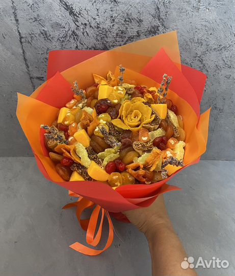 Букет из сухофруктов